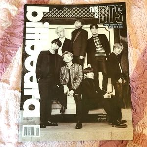 BTS (OT7) BTS ISSUE BILLBOARD MAGAZINE